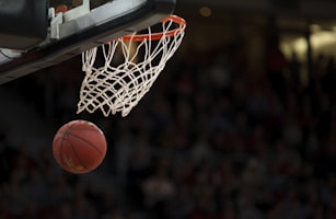 NBA总冠军奖杯拉里·奥布莱恩杯特写